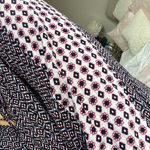 Loft Mixed Geo Peasant Blouse Brown Tile Floral -  size medium - Picture 12 of 16